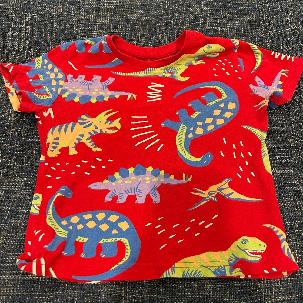 ☀️ 3/$15 Primark Kids Short Sleeve Dinosaur Tee Shirt Red